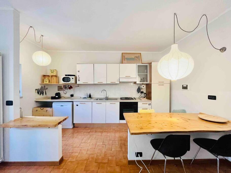 Bright Finalborgo Apartment Finale Ligure Exterior foto